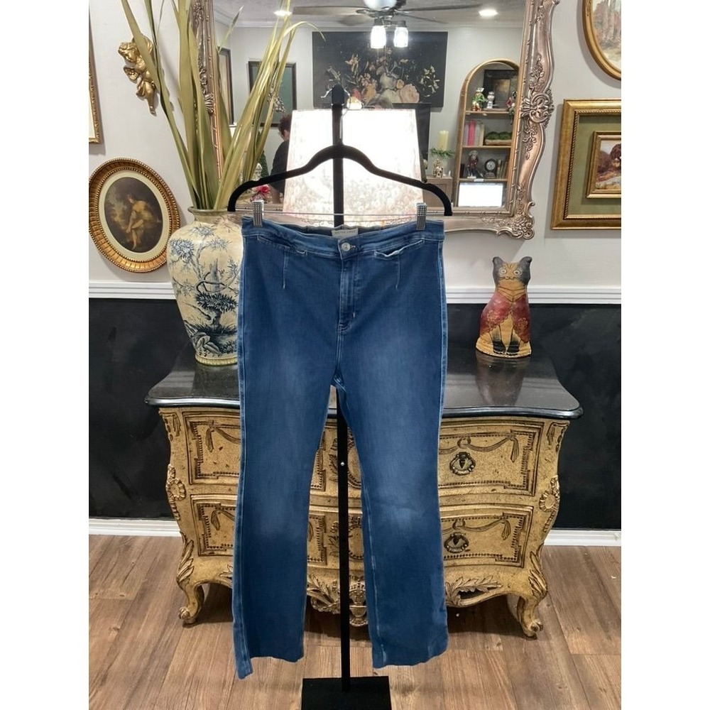 038 - We the Free Bootcut Jeans